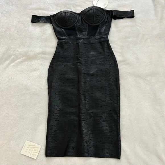 Miss Circle Elegant Black Off-Shoulder Corset Dress - Picture 2 of 16